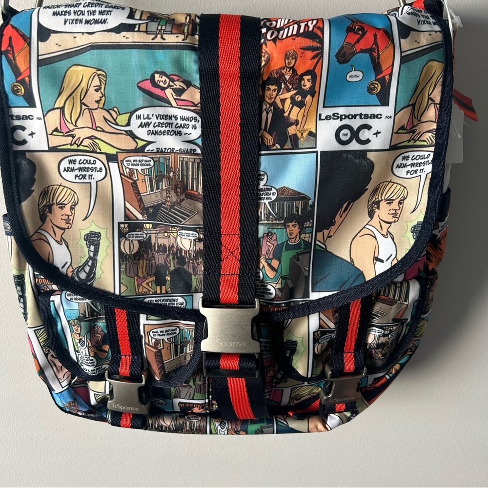 LeSport Sac comic book print messenger bag RARE discontinued The O.C nwt - Picture 2 of 8